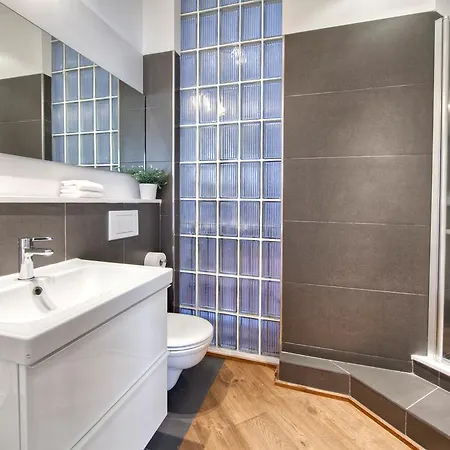 Habitat Rambla Deluxe Barcelona