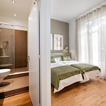Apartment Habitat Rambla Deluxe Barcelona